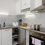 Lägenhet Days - Open-plan Near Vysehrad Castle Prag