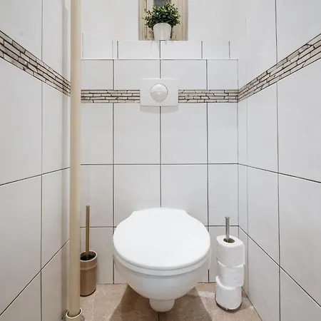 Apartment Days - Open-plan - Close To Vysehrad Castle Prague