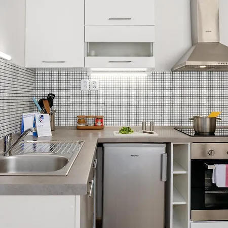 Days - Open-plan Near Vysehrad Castle * 布拉格