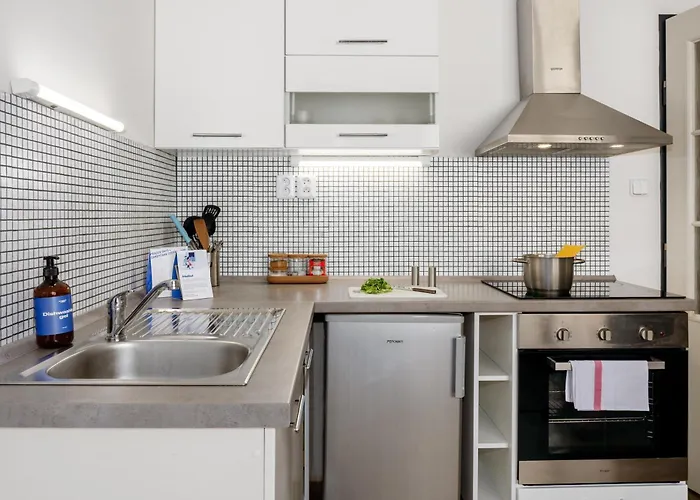 Days - Open-plan Near Vysehrad Castle * Прага